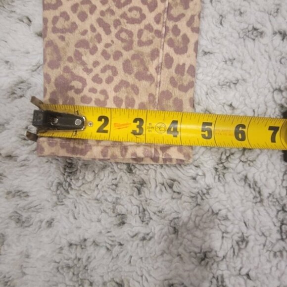7 For All Mankind SZ 27 Pink Coated Leopard Print High Waist Skinny Ankle Jeans - Picture 5 of 11